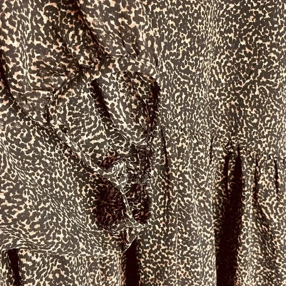 Madewell Crinkle Georgette V-Neck Babydoll Dress in Brushed Texture - Picture 8 of 16